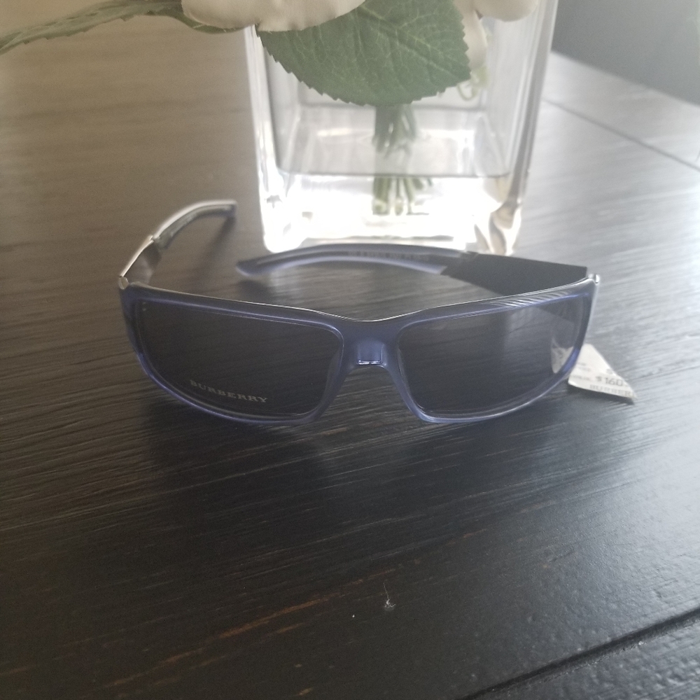 Burberry sunglasses